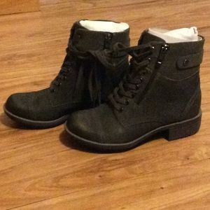 Women’s Rockport Cobb Hill Size 6  Brown Boot